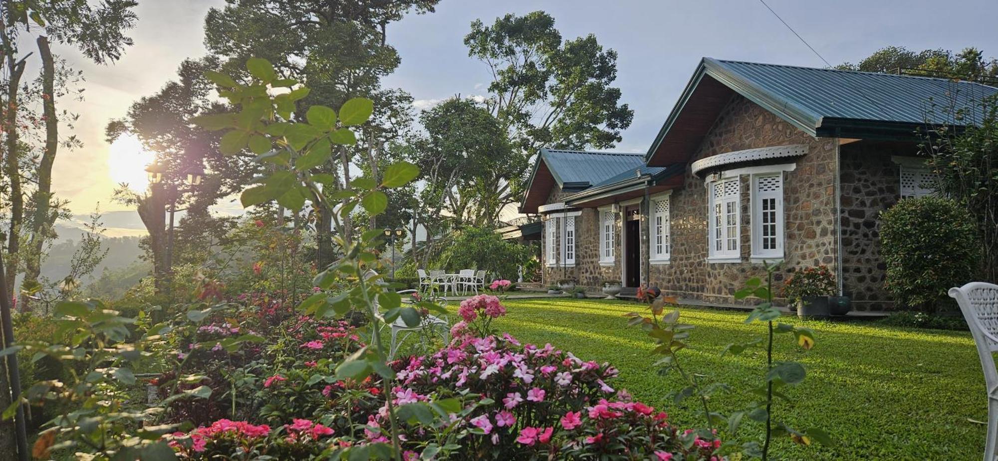 אלה Sithara Estate Bungalow מראה חיצוני תמונה